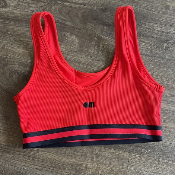 Solid & Striped Workout Set - Picture 6 of 6